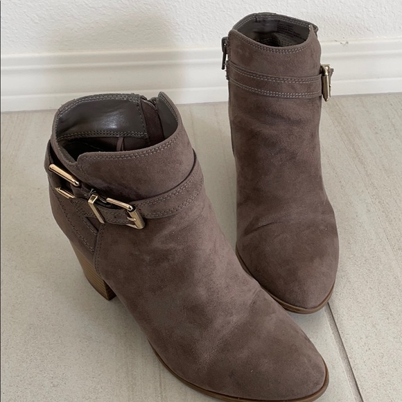 Express Shoes - Express Booties size 7